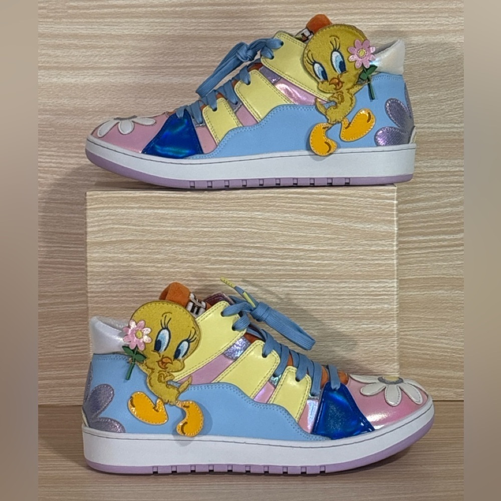 Irregular Choice Tweety Bird Sneakers EU 39 US 8 Looney Tunes Rare
